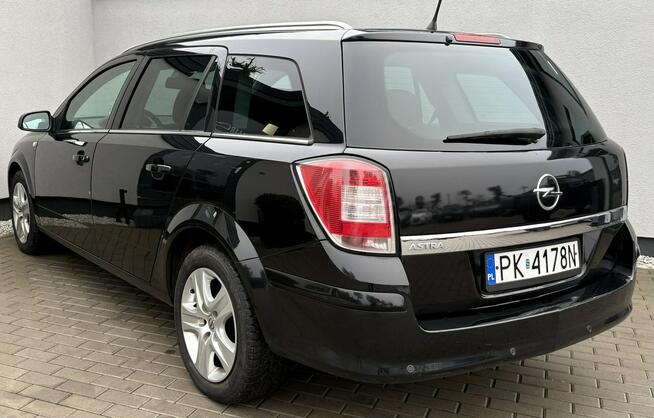 Opel Astra H 1.6 + LPG Pyzdry - zdjęcie 4