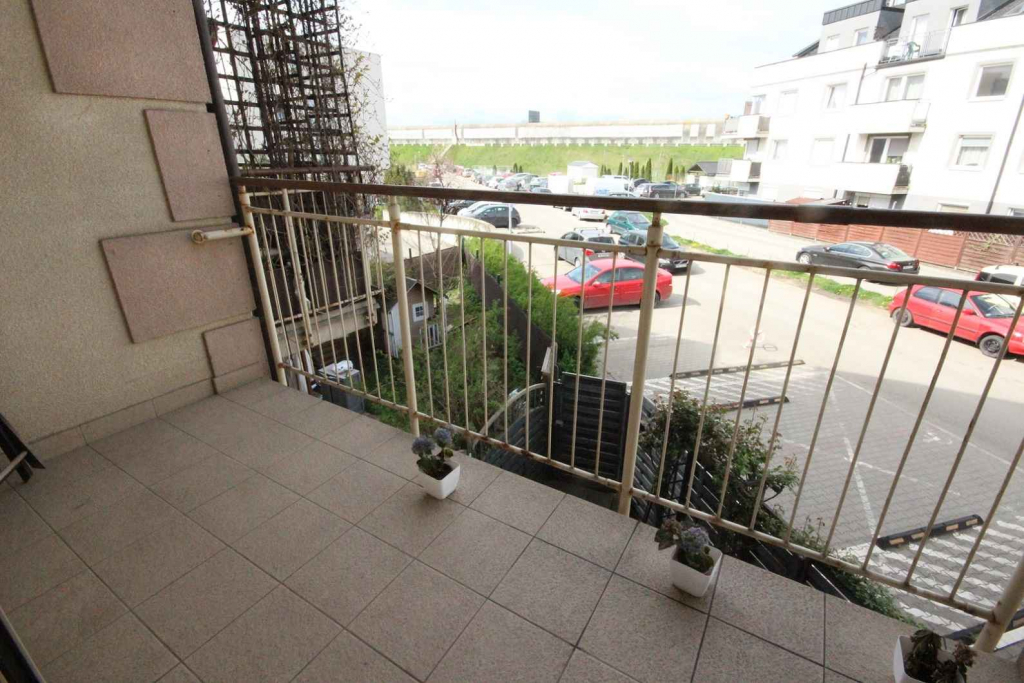 2pok, 39met, okolice Gagarina TARAS/WINDA/2009 (Wrocław) Fabryczna - zdjęcie 9