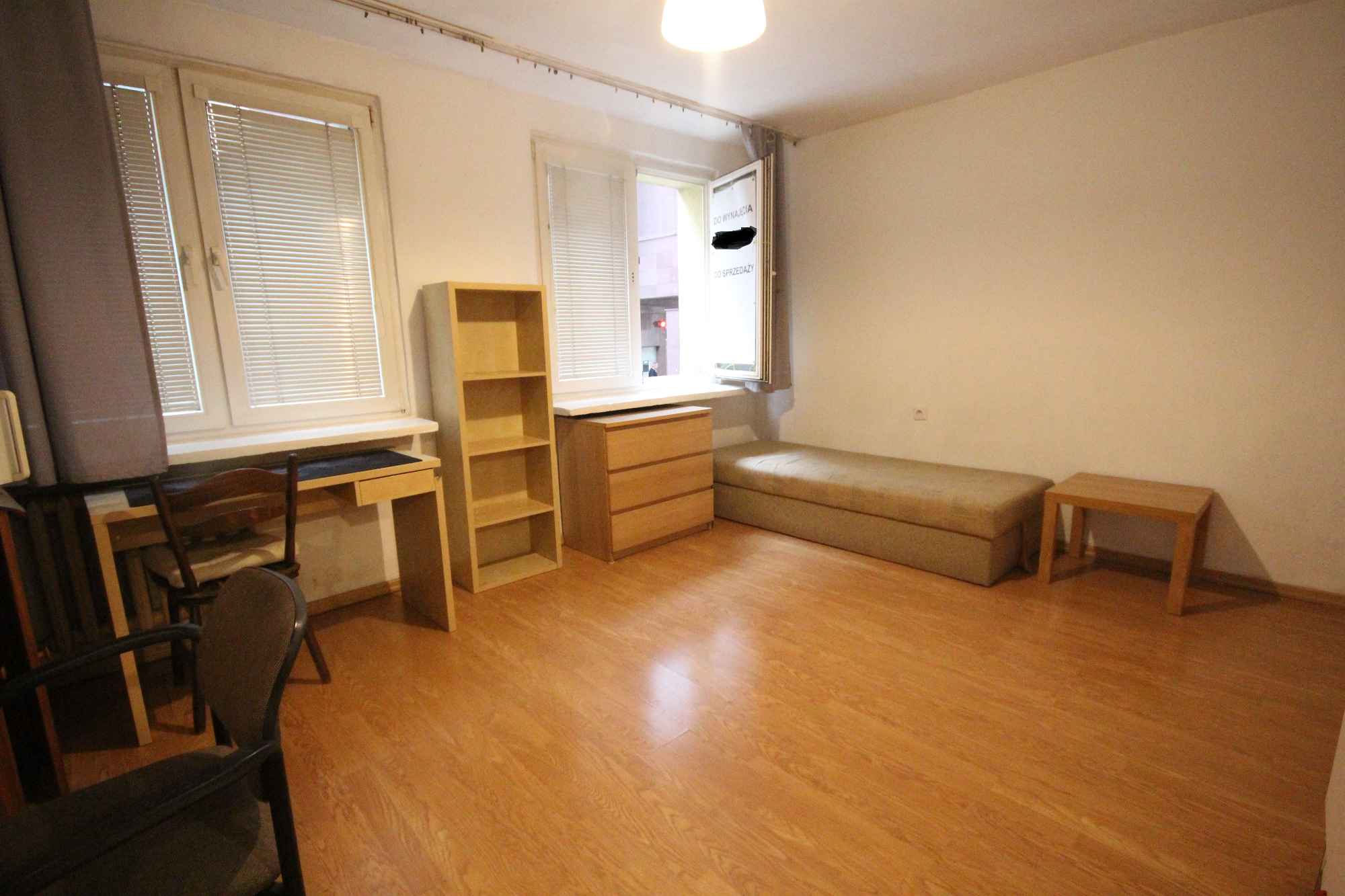 1pok, 25met, okolice Oławskiej PIWNICA (Wrocław) Stare Miasto - zdjęcie 1