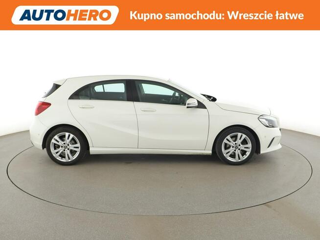 Mercedes A 200 navi klima carplay grzane fotele sportowe fotele Warszawa - zdjęcie 9