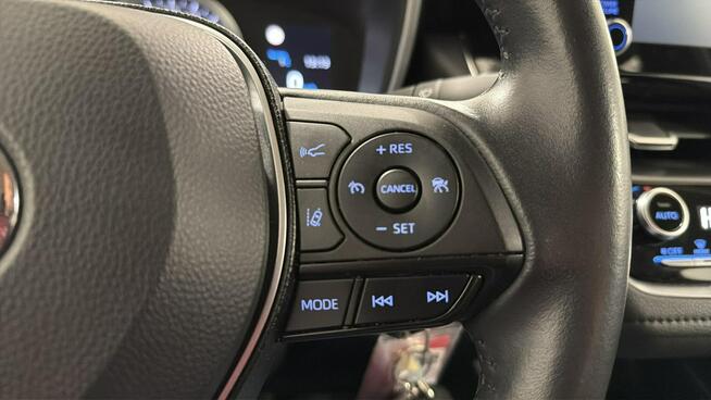 Toyota Corolla 1.5 benzyna manual Comfort Warszawa - zdjęcie 11