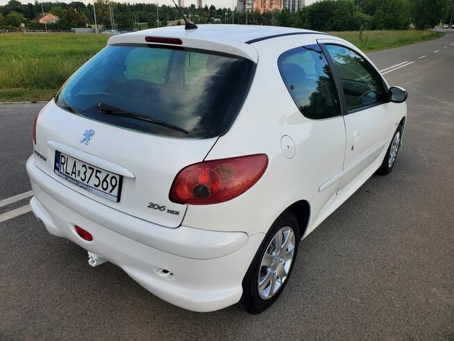 Peugeot 206 1.4 HDI 2009r Tanio Rzeszów - zdjęcie 3
