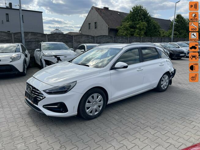 Hyundai i30 Podgrzewanie Klimatronik Kamera LED Gliwice - zdjęcie 1