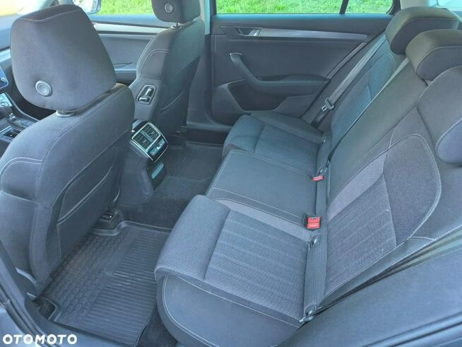 Škoda Superb Kraków - zdjęcie 11