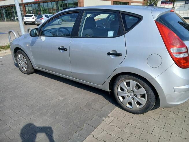 SPRZEDAM Hyundai I30 Jędrzejów - zdjęcie 2