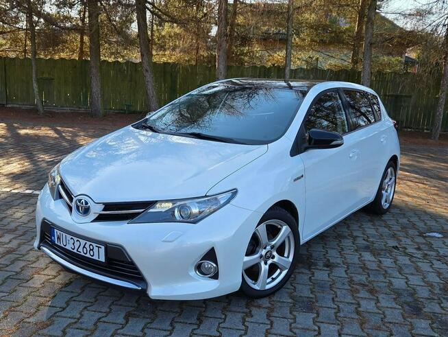 Toyota Auris 1.8 Benzyna Hybryda 136km Automat Biała Perła Zwoleń - zdjęcie 1