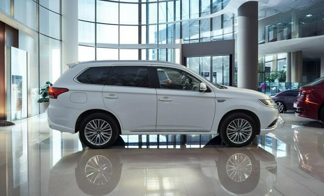 Mitsubishi Outlander Bezwypadkowy Full Serwis Rok Gwarancji Kraków - zdjęcie 4