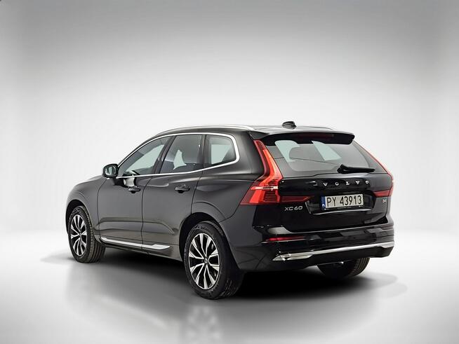 Volvo XC 60 B4 B Plus Bright aut ! Z Polskiego Salonu ! Faktura Vat ! Warszawa - zdjęcie 3