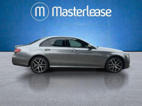 Mercedes E 220 d 4-Matic AMG! Z salonu polskiego! Z fakturą VAT! Warszawa - zdjęcie 4