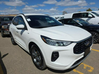Ford Kuga AWD / Hybryda / bogate wyposażenie / niski przebieg