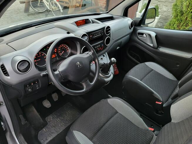 Peugeot Partner ** 7-mio Osobowy ** Bezwypadkowy  ** Jatutów - zdjęcie 8