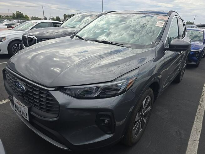 Ford Escape PLATINIUM / AWD / niski przebieg Warszawa - zdjęcie 1