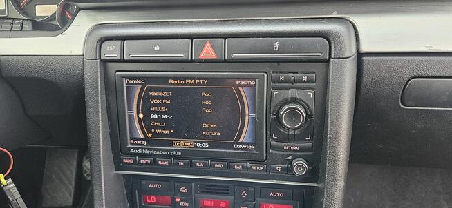 Audi a4 b7 sline 2.0 TDI 170KM AVANT Kraków - zdjęcie 10