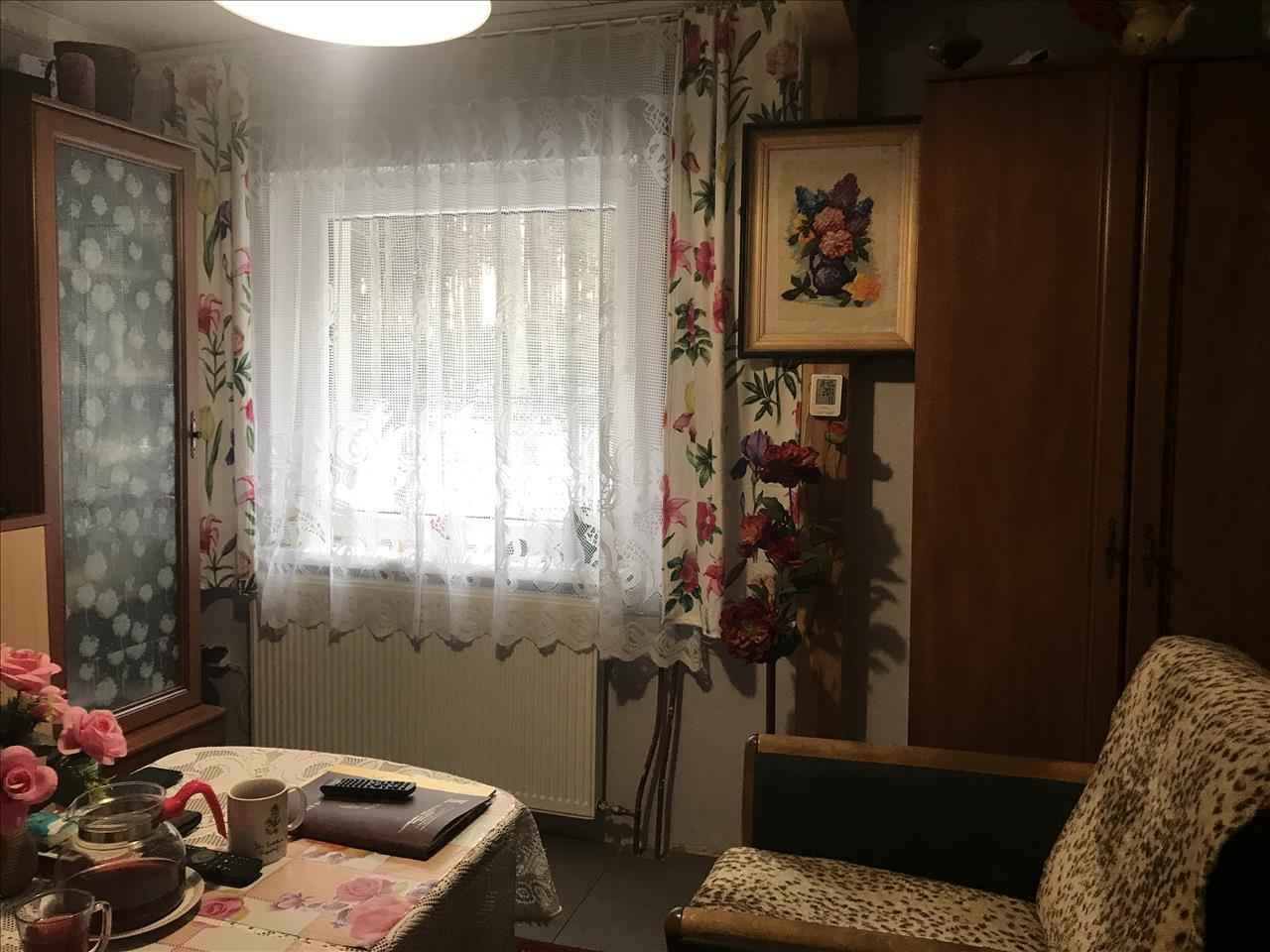 Domek w środku lasu, blisko jeziora, ogrodzony Szczytno - zdjęcie 4