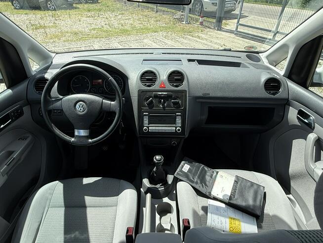 Volkswagen Caddy *LIFE*klimatronik*super stan* Dąbrowa - zdjęcie 5