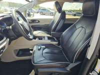 Chrysler Pacifica LIMITED / Hybryda / niski przebieg Tarnów - zdjęcie 7