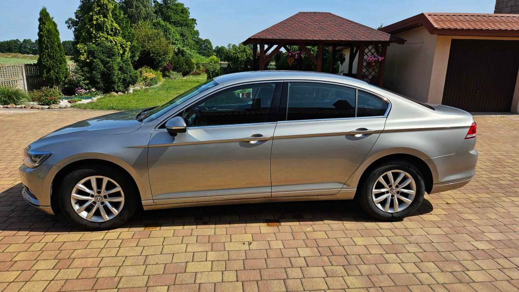 Sprzedam VW Passat B8 Comfortline Turek - zdjęcie 5