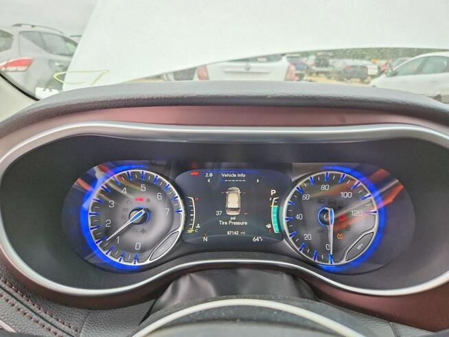 Chrysler Pacifica LIMITED / Benzyna / niski przebieg Częstochowa - zdjęcie 9