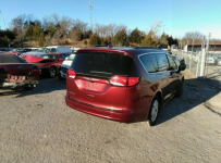 Chrysler Voyager 2020, 3.6L, LXI, porysowany lakier Warszawa - zdjęcie 4