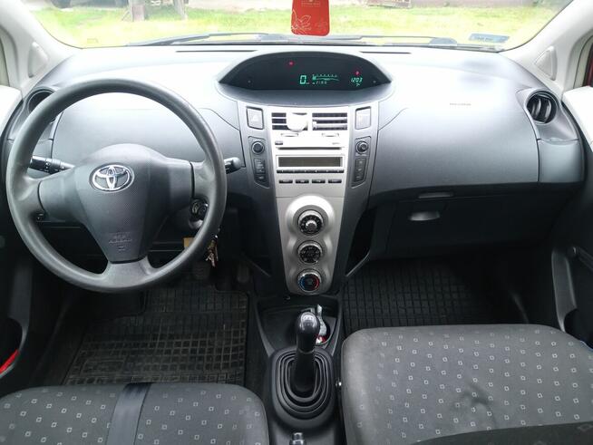 Toyota Yaris II 1,3 VVT-i benzyna 87KM salon Polska 2007r. Sosnowiec - zdjęcie 11