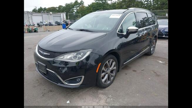 Chrysler Pacifica LIMITED / Benzyna / niski przebieg Częstochowa - zdjęcie 1