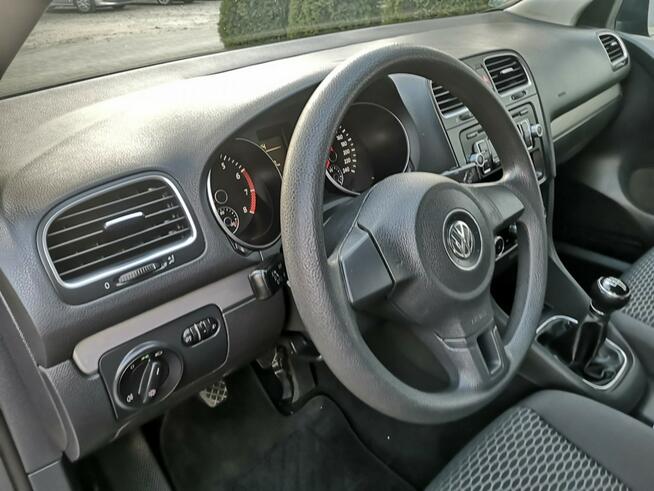 Volkswagen Golf 1.4 MPI 80KM Klimatyacja Webasto Isofix  Gwarancja Strzegom - zdjęcie 12