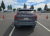 Volvo XC 60 Najbogatsza wersja wyposażenia Ultimate / AWD / B6 Warszawa - zdjęcie 4
