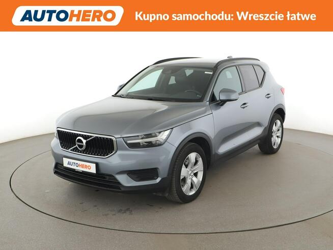 Volvo XC 40 automat full LED el fotele 4x4 navi kamera virtual Warszawa - zdjęcie 1