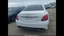 Mercedes C 300 4Matic / pakiet AMG / niski przebieg Warszawa - zdjęcie 8