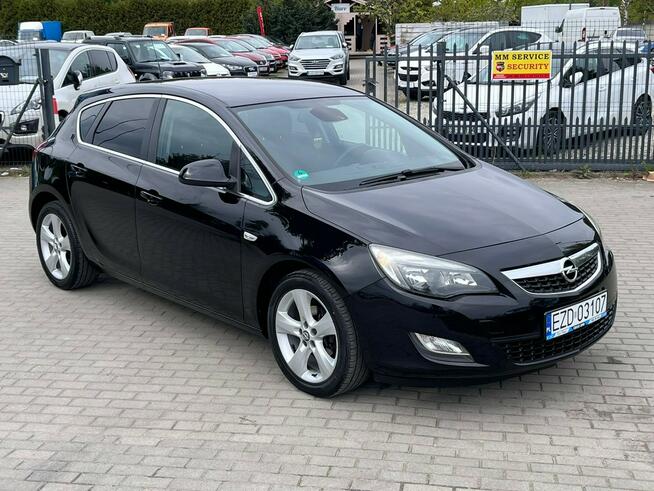 Opel Astra *Benzyna*Gwarancja*Bagażnik Rowerowy* Zduńska Wola - zdjęcie 2