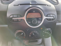 Mazda 2 rok 2009, 1.3 benzyza  bardzo zadbana Nowy Sącz - zdjęcie 12