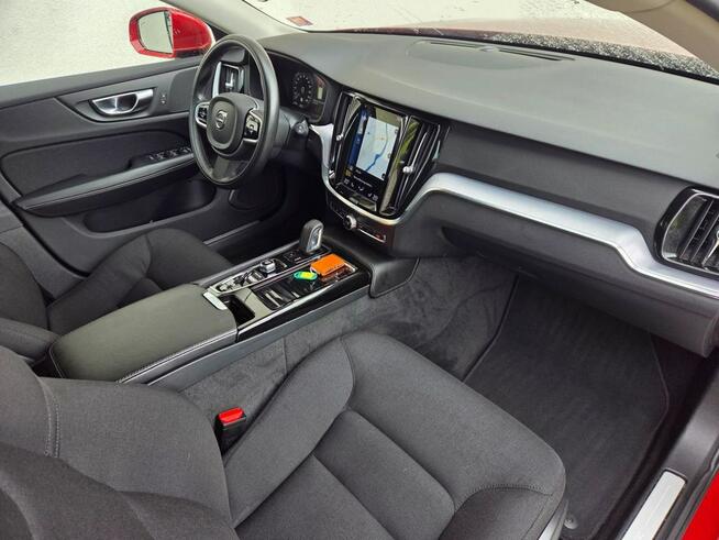 Volvo V60 2.0 Plug-in * AWD * 360kamera * navi * LEDY * Export 54900zł Raba Niżna - zdjęcie 11