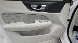 Volvo V60 B4 D Core aut ! Z Polskiego Salonu ! Faktura VAT ! Warszawa - zdjęcie 10