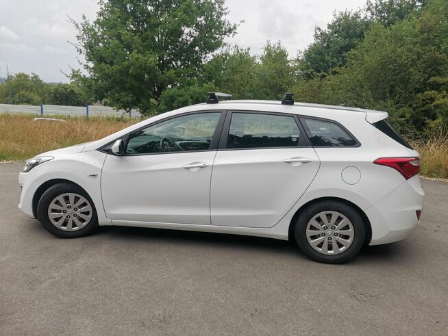Hyundai i30 CW 1.6 CRDi 110 km kombi 2016 Kraków - zdjęcie 6