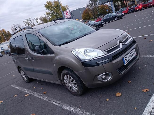 Fajny i sprawny CITROEN BERLINGO z roku 2012 Ruda Śląska - zdjęcie 2