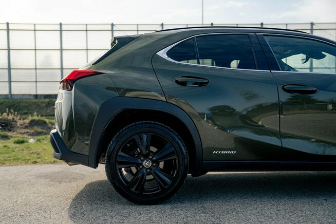 Lexus UX 2.0 250h F IMPRESSION, Salon PL, Bezwypadkowy, FV23% Warszawa - zdjęcie 11