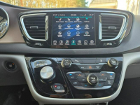 F.VAT Pacifica Hybrid z 2018 roku Hybrid 3.6  f.vat   hybryda plug-in Białystok - zdjęcie 3