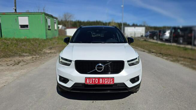 Volvo XC 40 biała perła  R design Lębork - zdjęcie 2