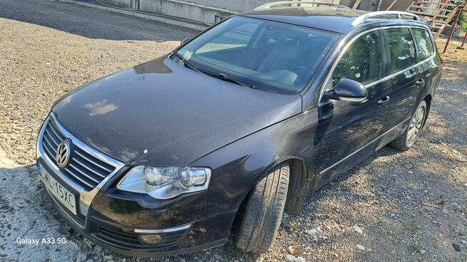 Volkswagen Passat Kombi 2 TDI Wieniec - zdjęcie 3