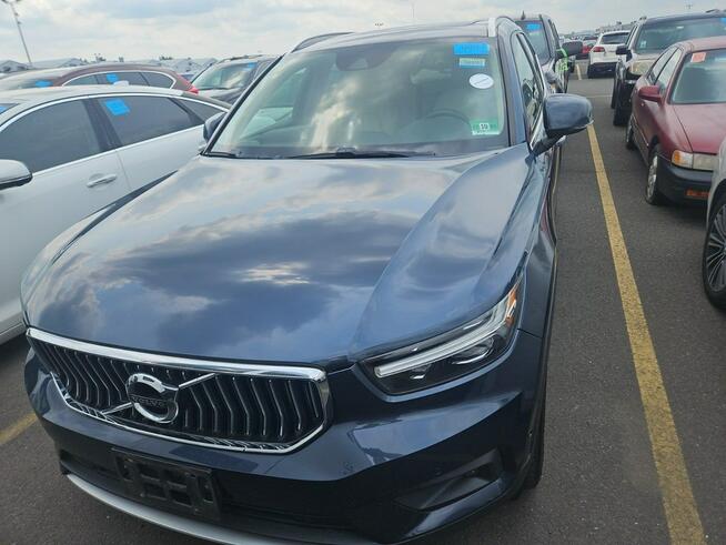 Volvo XC 40 INSCRIPTION / AWD / T5 / niski przebieg Chwaszczyno - zdjęcie 2