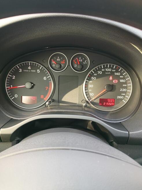 BARZO ZADBANE Audi A 3 benzyna 1,6 !!! Ruda Śląska - zdjęcie 9