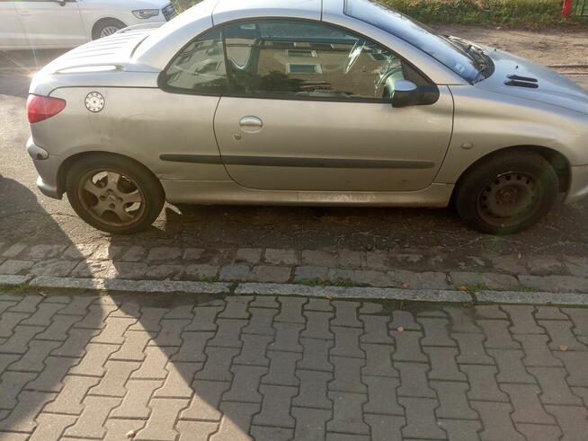 Sprzedam Peugeot 206 CC zarejestrowany Wrocław - zdjęcie 5