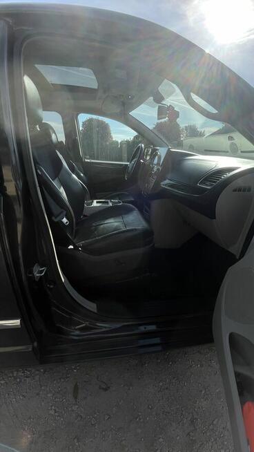 2011 LIMITED chryslera town&amp;country Cygów - zdjęcie 12