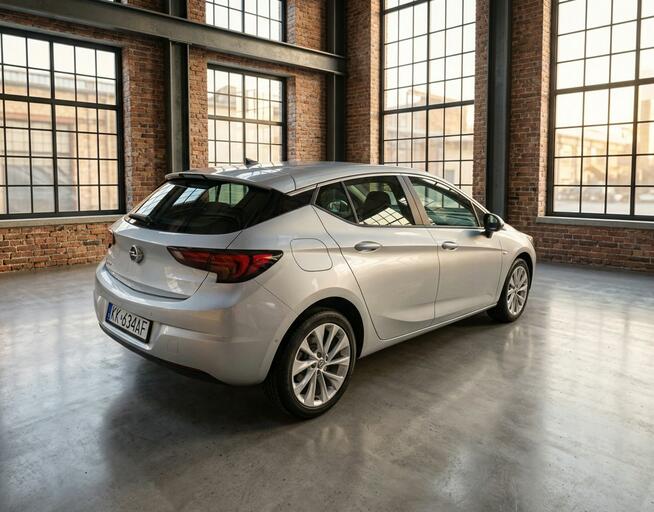 Opel Astra Bezwypadkowy rok gwarancji serwis nowe opony Kraków - zdjęcie 8