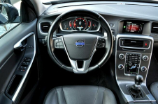 Volvo V60 LiFT 2,0D 5-Cilindrów Ledy Digital Skóra Navi Full Opcja Płock - zdjęcie 7