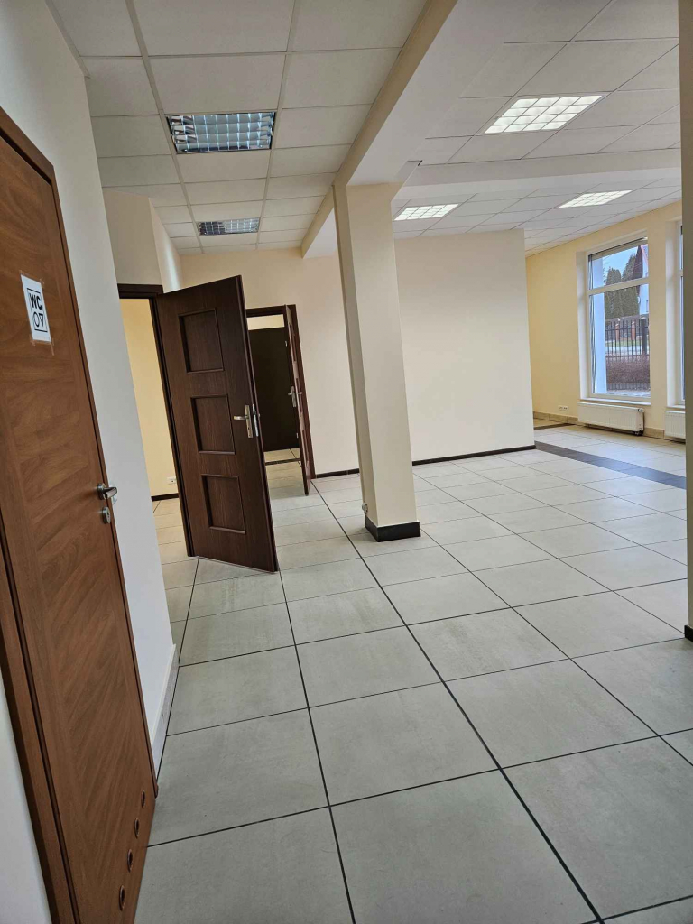 Do wynajęci  lokal użytkowo-biurowy Rzeszów - zdjęcie 2