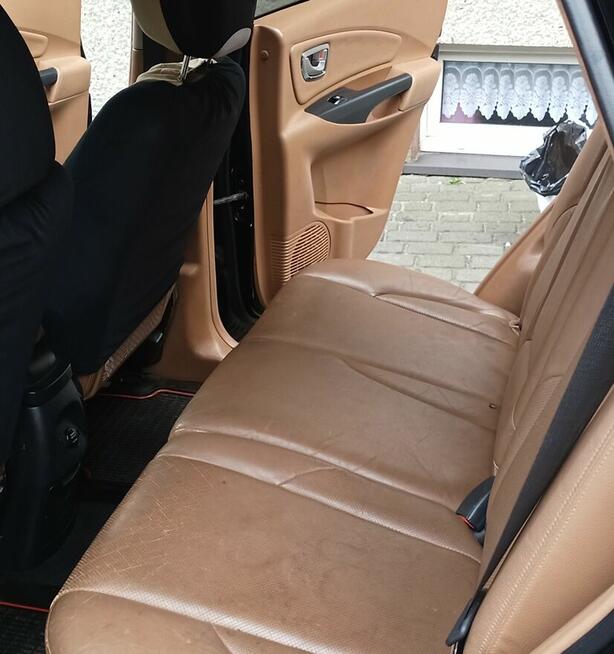 Sprzedam Hyundai Tucson 2.0 CRDI - 4WD Rybnik - zdjęcie 8