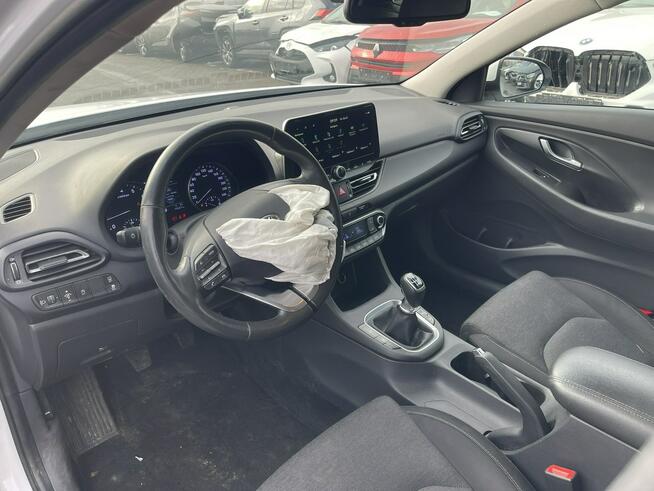 Hyundai i30 1.5l LED HAK Kamera Podgrzewanie Klimatronik Gliwice - zdjęcie 8