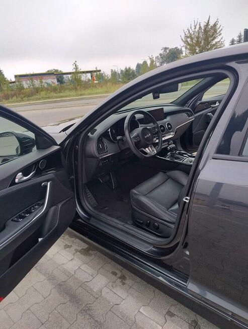 SPRZEDAM KIA STINGER 2.5T 304kM GT LINE AWD 2022 przeb.58tyś Warszawa - zdjęcie 9