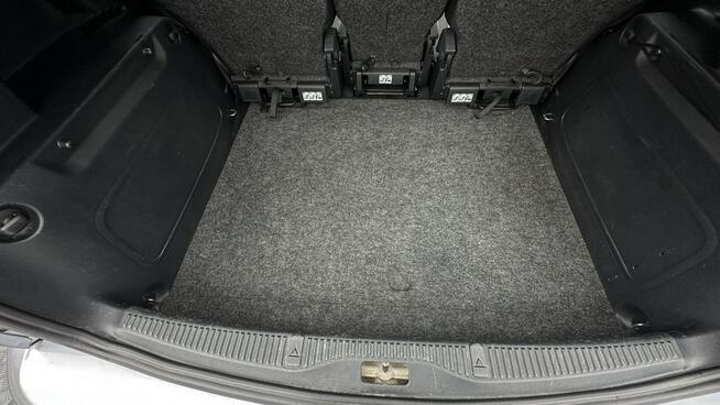 Škoda Roomster Benzyna Zarejestrowany Ubezpieczony Elbląg - zdjęcie 9